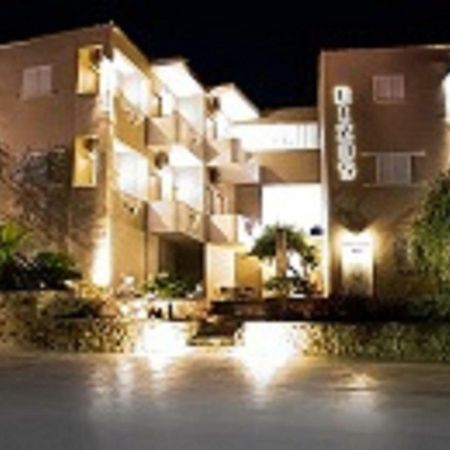 Rizos Bay Sarakiniko Hotel Sarakiniko  Ngoại thất bức ảnh