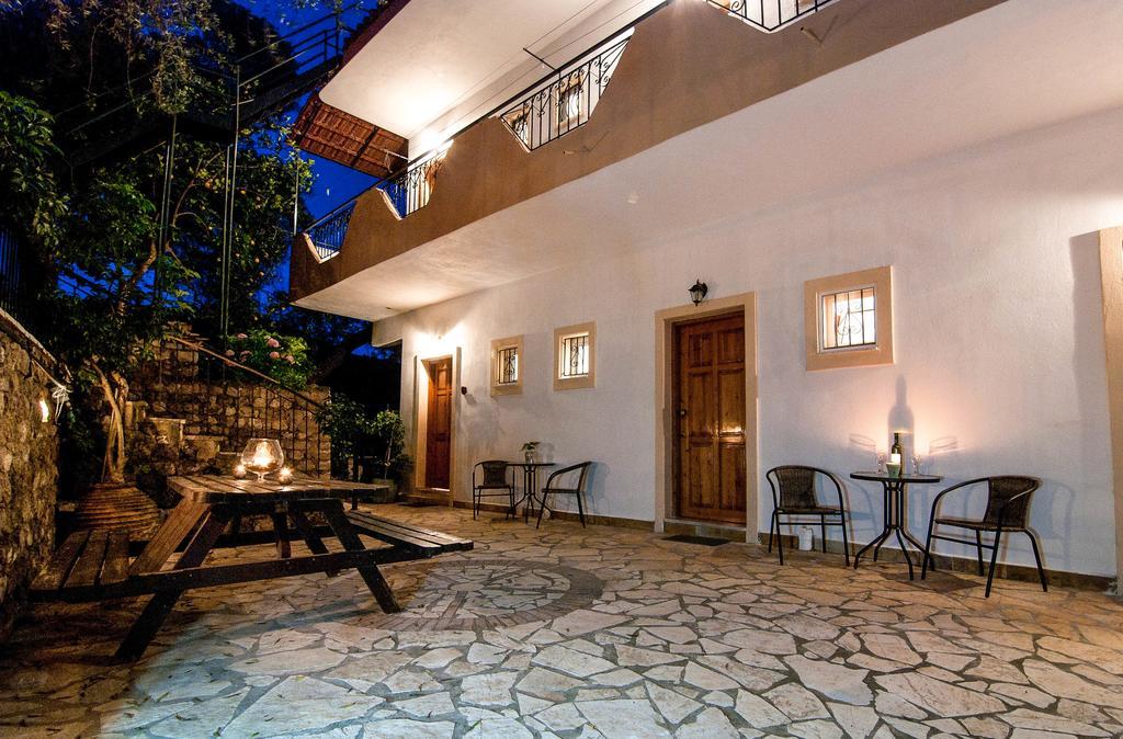 Rizos Bay Sarakiniko Hotel Sarakiniko  Ngoại thất bức ảnh